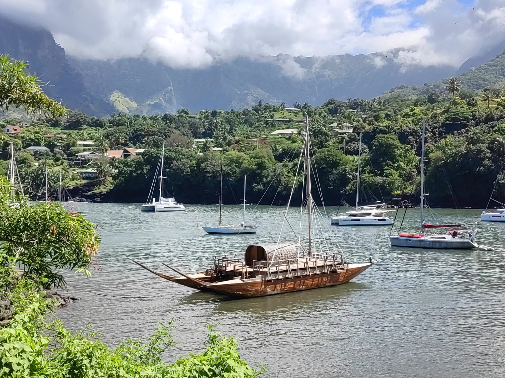 Маркизы (Маркизские острова) и Рангироа 2024 — фото 3